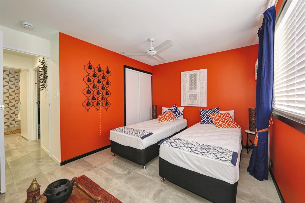 Zen Beach Retreat Hotel Bargara Bagian luar foto