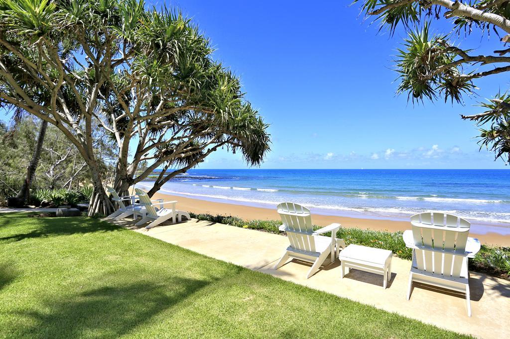 Zen Beach Retreat Hotel Bargara Bagian luar foto