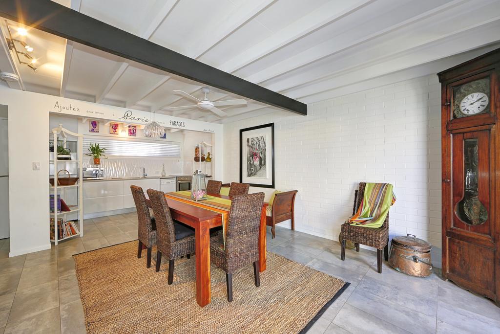 Zen Beach Retreat Hotel Bargara Bagian luar foto