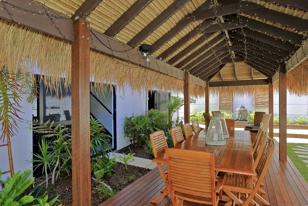 Zen Beach Retreat Hotel Bargara Bagian luar foto