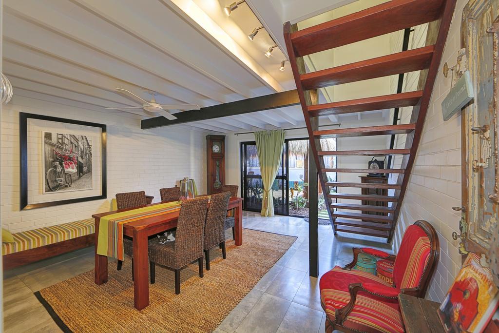 Zen Beach Retreat Hotel Bargara Bagian luar foto