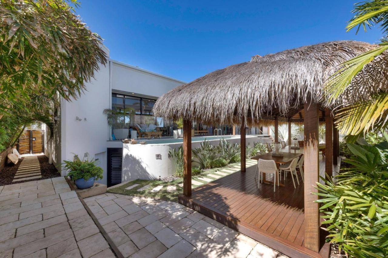 Zen Beach Retreat Hotel Bargara Bagian luar foto